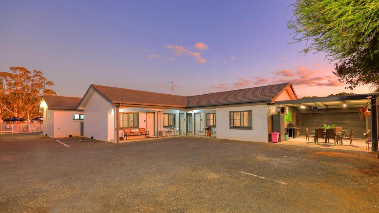 Parkes Federation Motel Exteriér fotografie